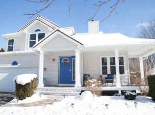 10823 Winner Cir, Whitmore Lake, MI 48189