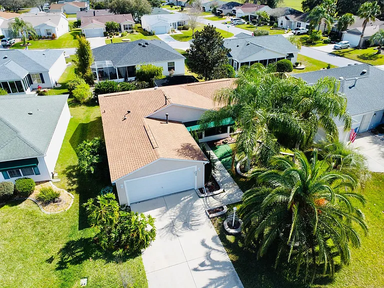 17477 SE 74th Seabrook Ct — Photo 17