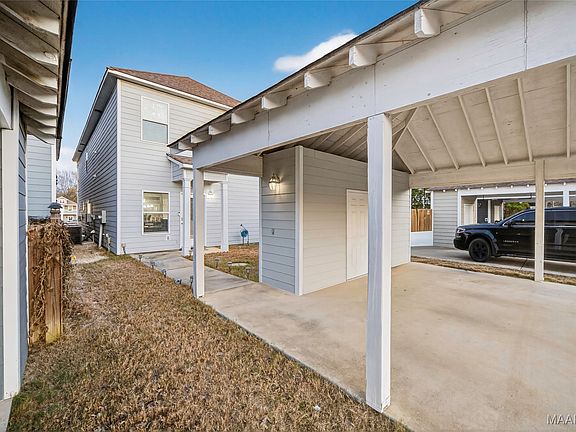 5th image of 196 Cider St