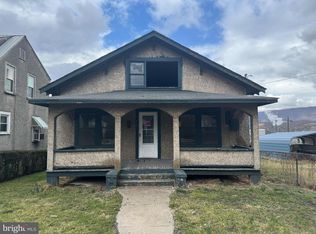 810 N Pocahontas Ave, Covington, VA 24426