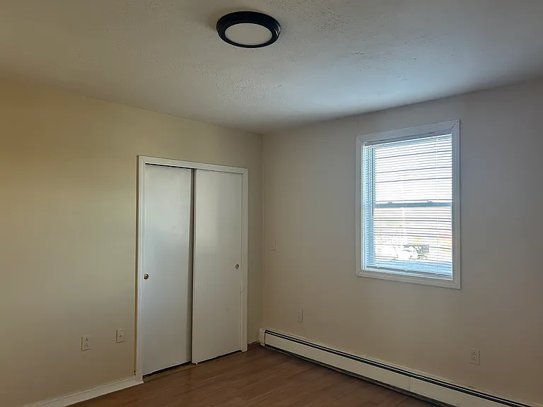 569 Winthrop St #2 — Photo 7