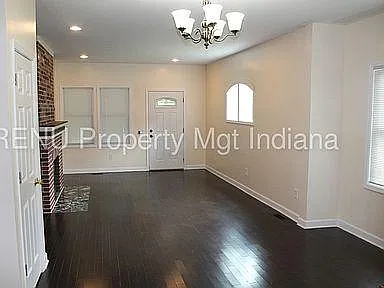 4626 N College Ave — Photo 12