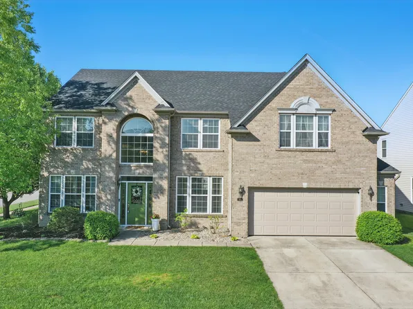 1454 Woodfield Dr, Greenwood, IN 46143