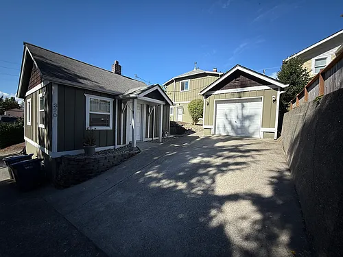 320 S Lafayette Ave #COTTAGE Photo 1