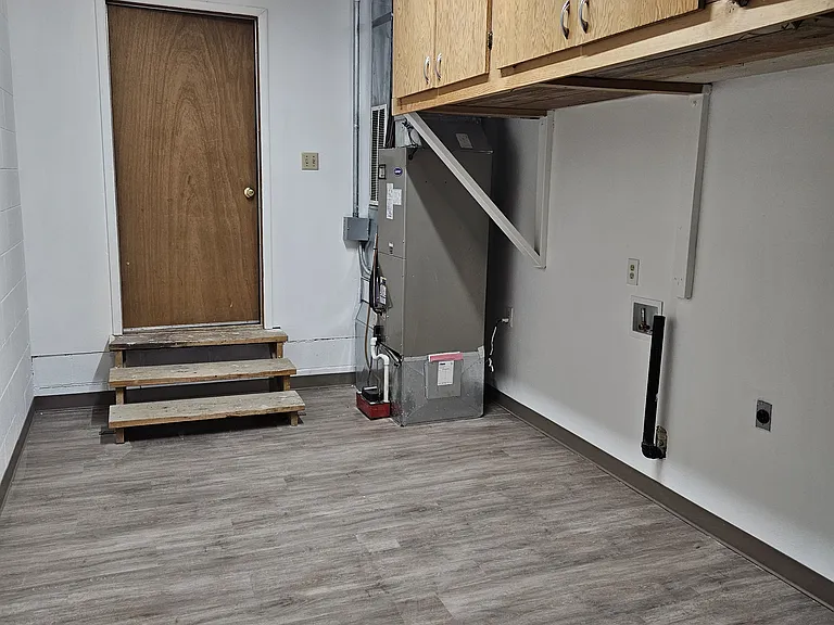 19 F St NW #2 — Photo 15