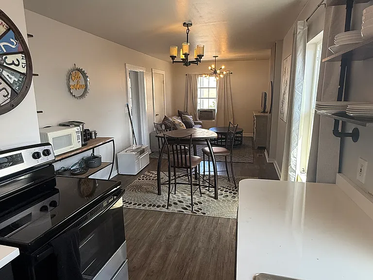 1065 Colorado Blvd #A — Photo 7
