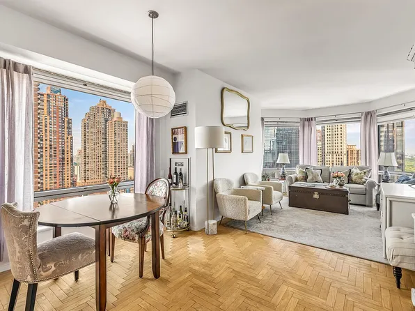301 W 57th St APT 25A, New York, NY 10019