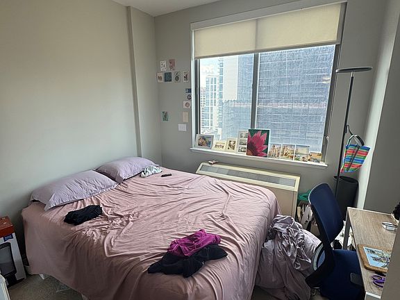 5th image of 556 3rd Ave APT 1704
