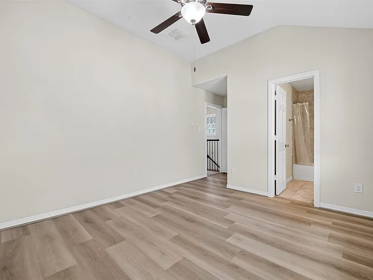 2707 Shadybrook Meadow Dr — Photo 24