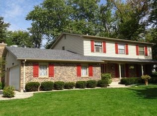 420 Rockland Rd, Crystal Lake, IL 60014