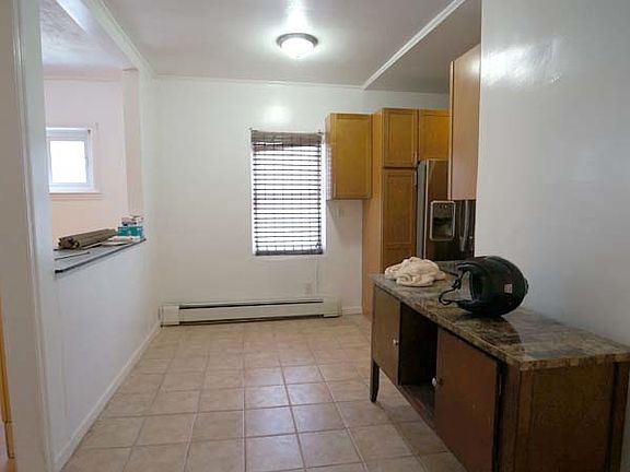 2nd image of 63-72 78th St #Middle