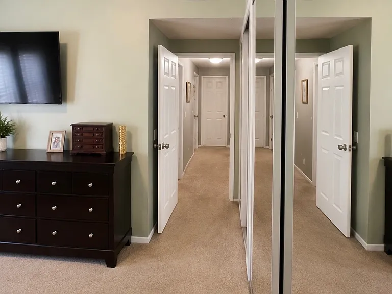 5864 Apia Dr — Photo 14