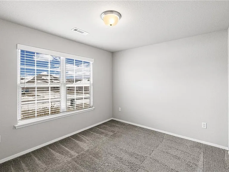 6808 SW Pilgrim Rd — Photo 8