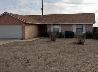 922 SW 60th St, Lawton, OK 73505