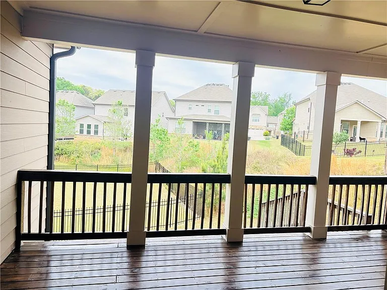 2418 Ivy Meadow Ln — Photo 11