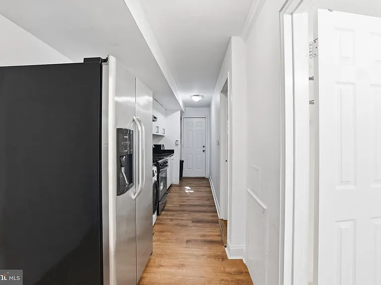 1701 Montello Ave NE #B — Photo 9
