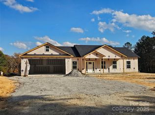 1062 Garnette Rd, Lancaster, SC 29720
