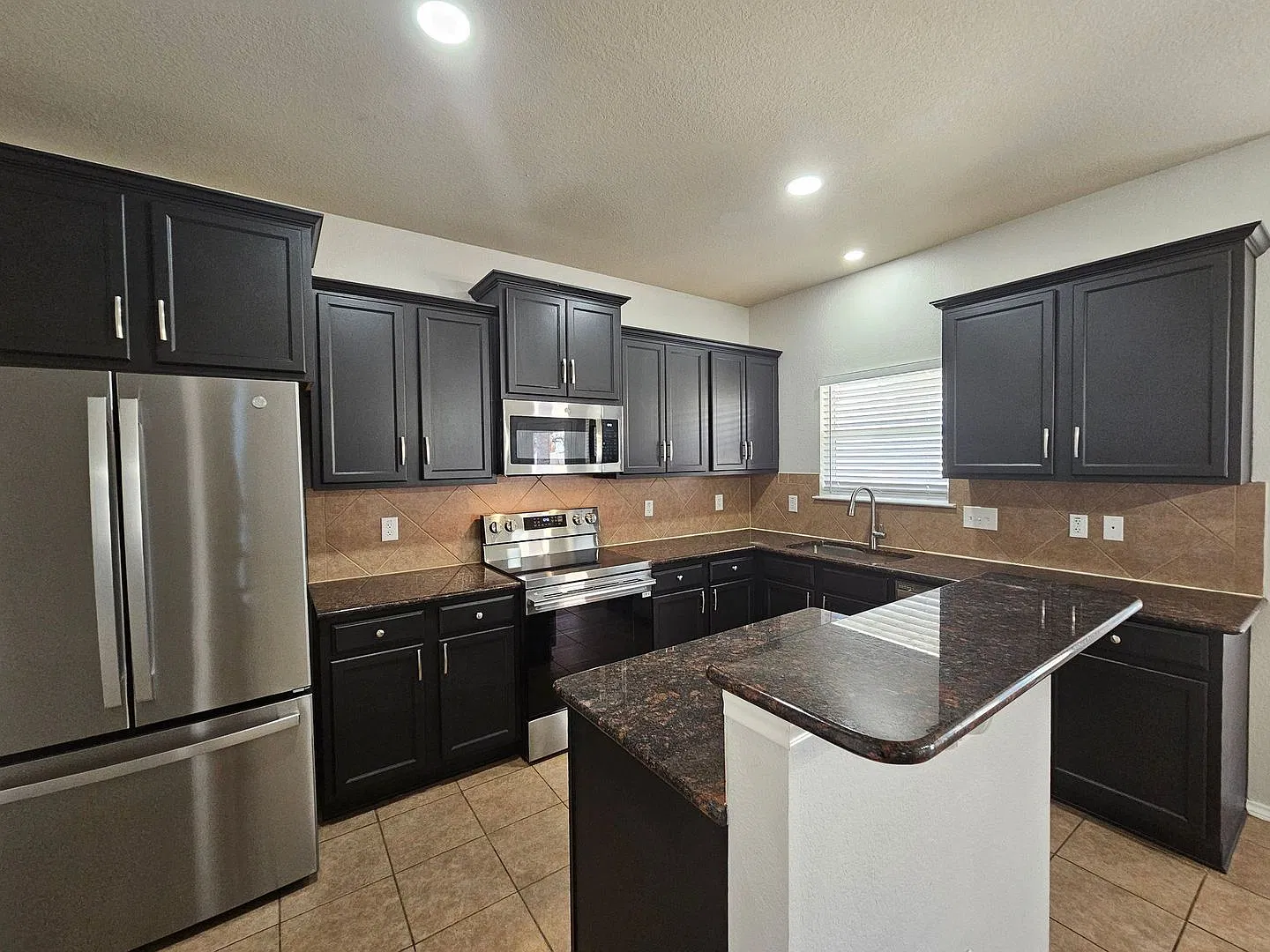Newly Priced - Available Now! — Photo 4