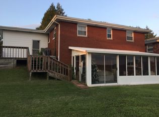 1212 40th St, Parkersburg, WV 26104