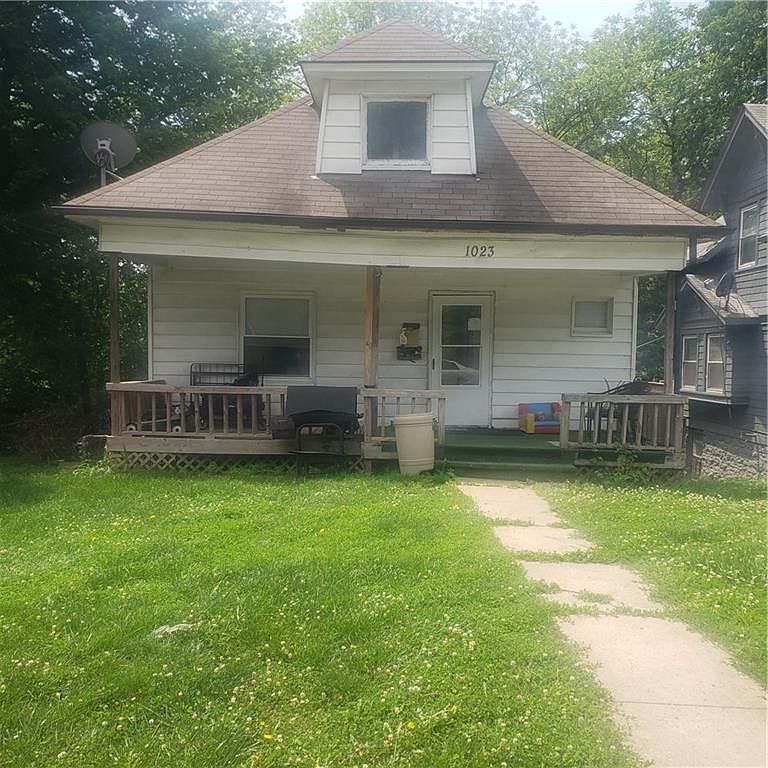 1023 Waverly Ave, Kansas City, KS 66104 Zillow