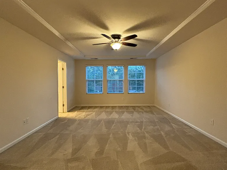 803 New Derby Ln — Photo 11