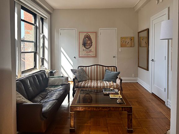 3rd image of 949 W End Ave APT 7C