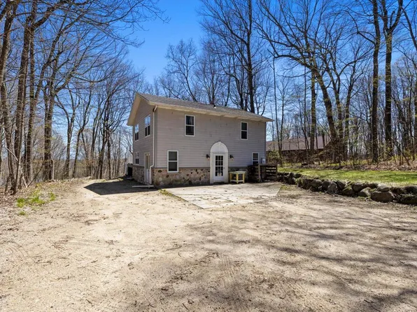 3951 Oak AVENUE, West Bend, WI 53095