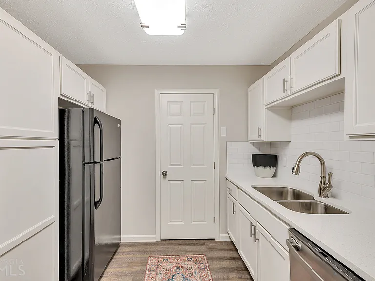 2304 Salt Springs Pl — Photo 12