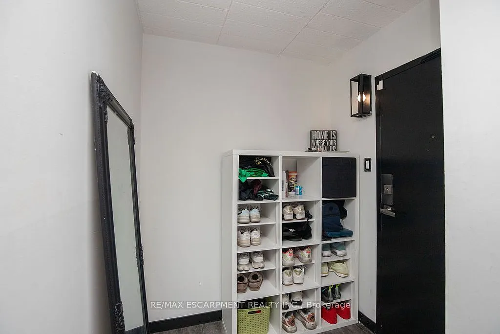2 bed, $2,150 — Photo 4