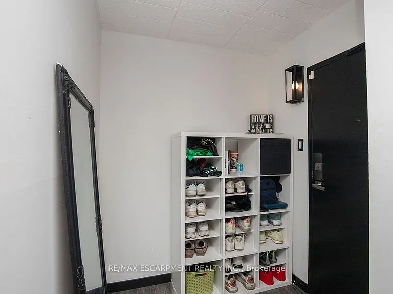 71 Vanier Dr #110 — Photo 4