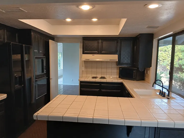 18302 Jocotal Ave — Photo 9