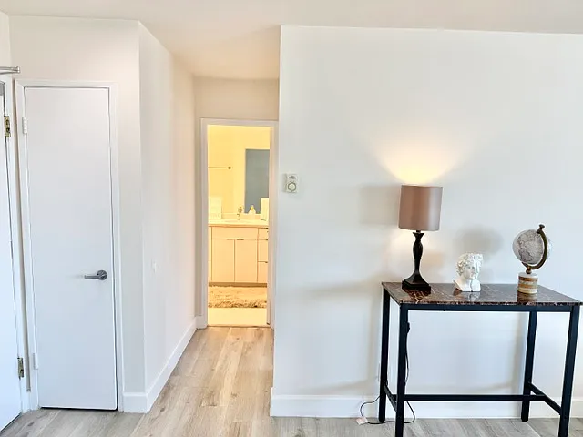 Madison Apartments — Photo 58