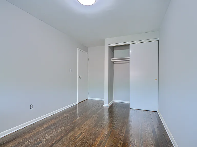 7842 Saint Boniface Ln — Photo 17