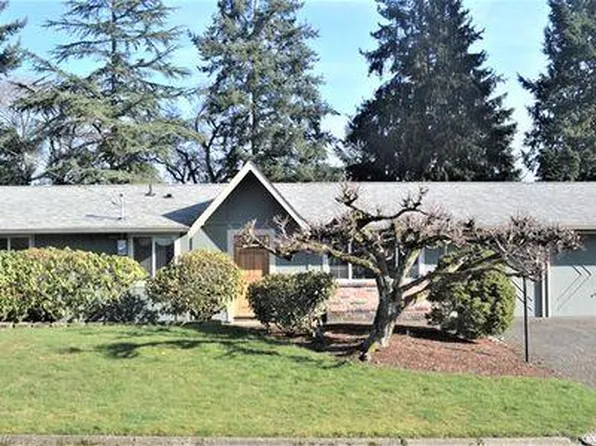 142 160th Ave SE, Bellevue, WA 98008