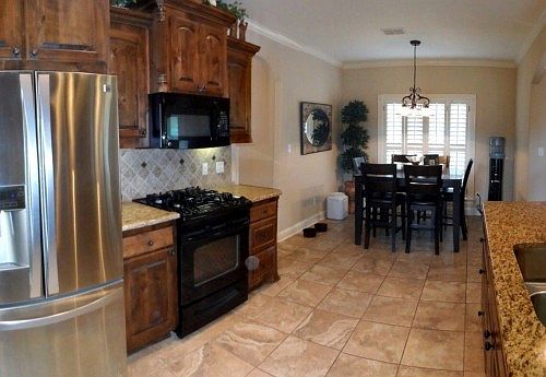 3rd image of 278 Olympia Dr