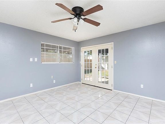 5th image of 3417 N Kenyon Rd