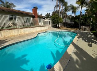 1725 Hillcrest Ln, Fallbrook, CA 92028