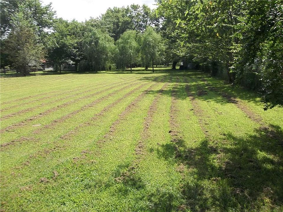 2nd image of 509 S Main Ave