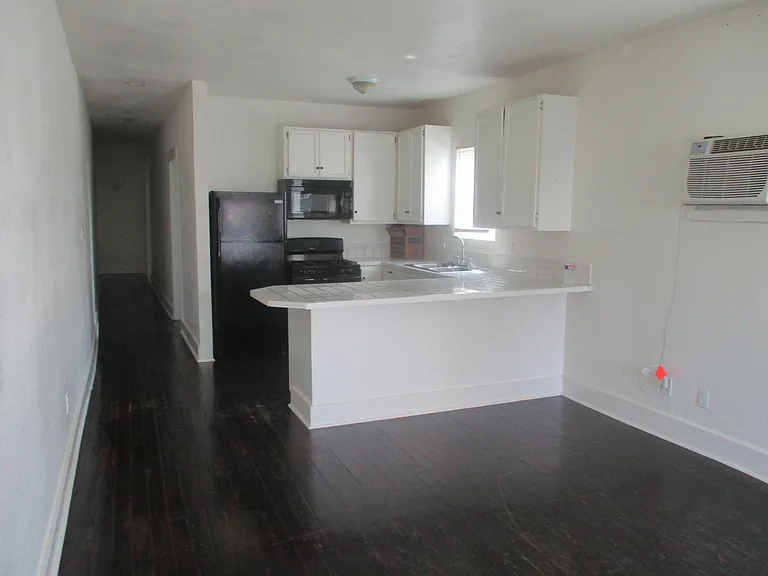 4623 Baudin St — Photo 3