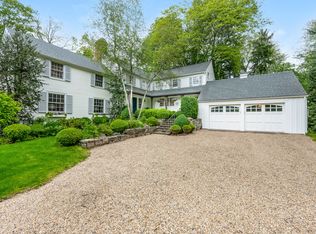 39 Deepwood Rd, Darien, CT 06820