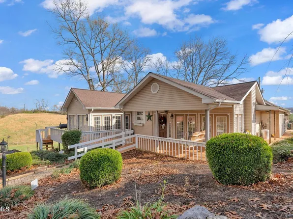 17443 Singingwood Ln, Bristol, VA 24202