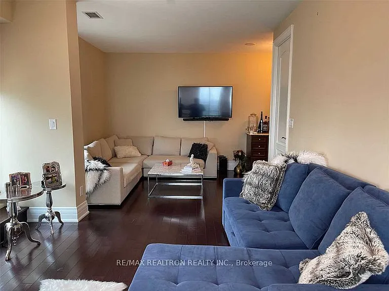 10 Bloorview Pl #1512 — Photo 12
