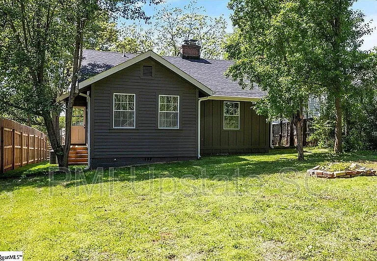 7 Sunshine Ave — Photo 18