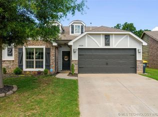 10228 S Prescott St, Jenks, OK 74037