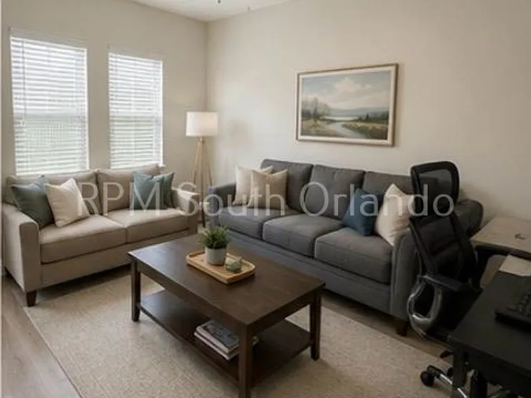 1070 Grand Hilltop Dr — Photo 4