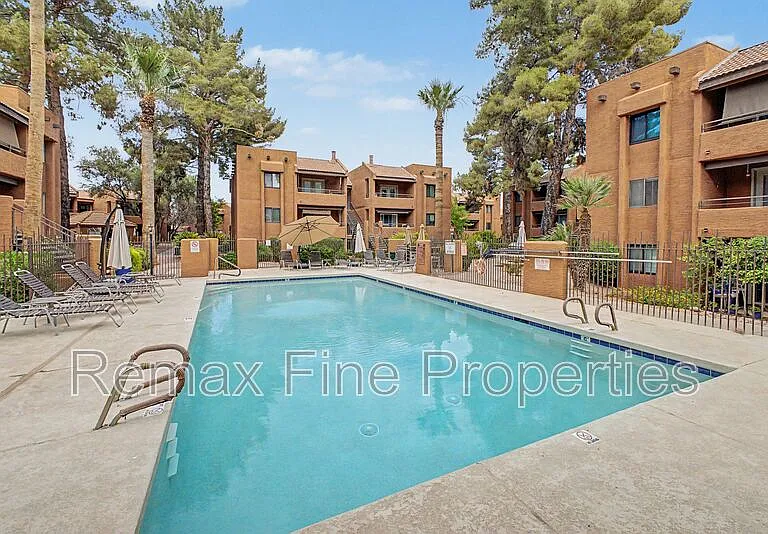 4704 E Paradise Village Pkwy N #111 — Photo 17