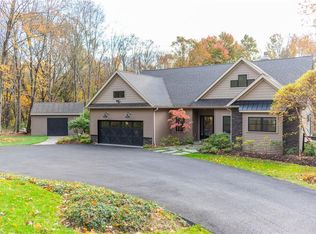 5 Cottage Rd, Hopewell Junction, NY 12533