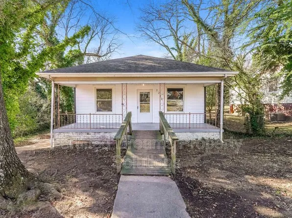 2230 Greenway Ave NW, Winston Salem, NC 27105