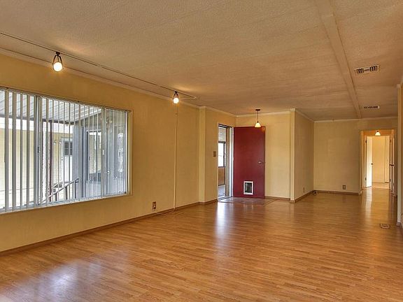 3rd image of 1225 Vienna Dr Spc 427