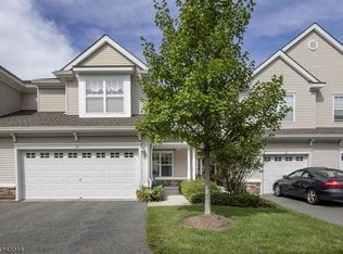 43 Indigo Rd, Hackettstown, NJ 07840